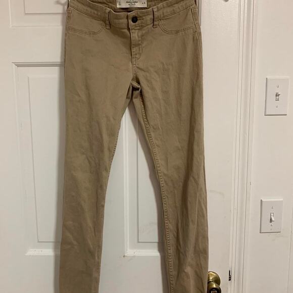 Abercrombie and Fitch Tan KhakiJeans Size 2 - Picture 4 of 4